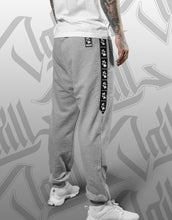 Lade das Bild in den Galerie-Viewer, Jaill J CODE Sweatpant / Grey
